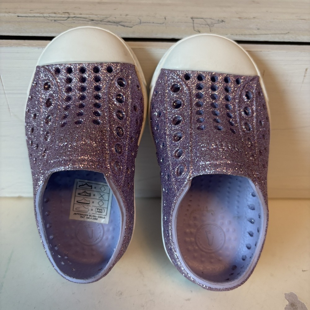 Native Kids Glitter Slip-On Sneakers in Lavender and White - Picture 2 of 12
